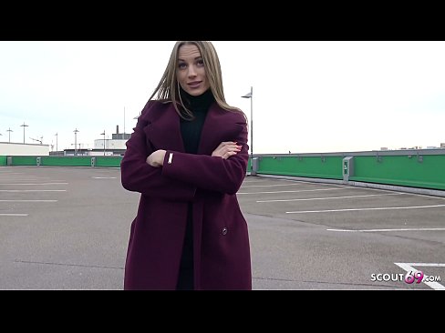 ❤️ DUITSE SCOUT IS EEN DROOM DIE STEELE AANRAAKT, PARKEERPLAATS VERKLIKKER EN SEXY VOOR GELD ❤️ Porno fb at us ❌❤