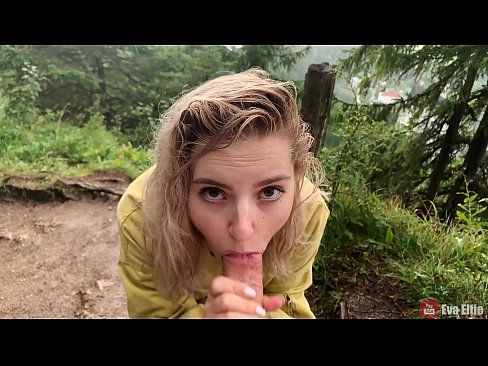 ❤️ Meisje slikt sperma na een publieke pijpbeurt - Eva Elfi ❤️ Porno fb at us ❌❤